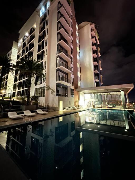 Gala Place Gala